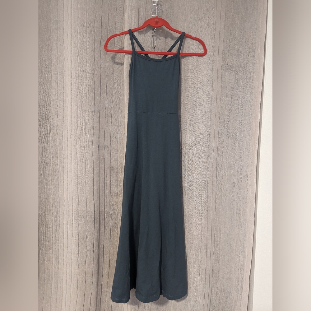 Pact Fit & Flare Midi
